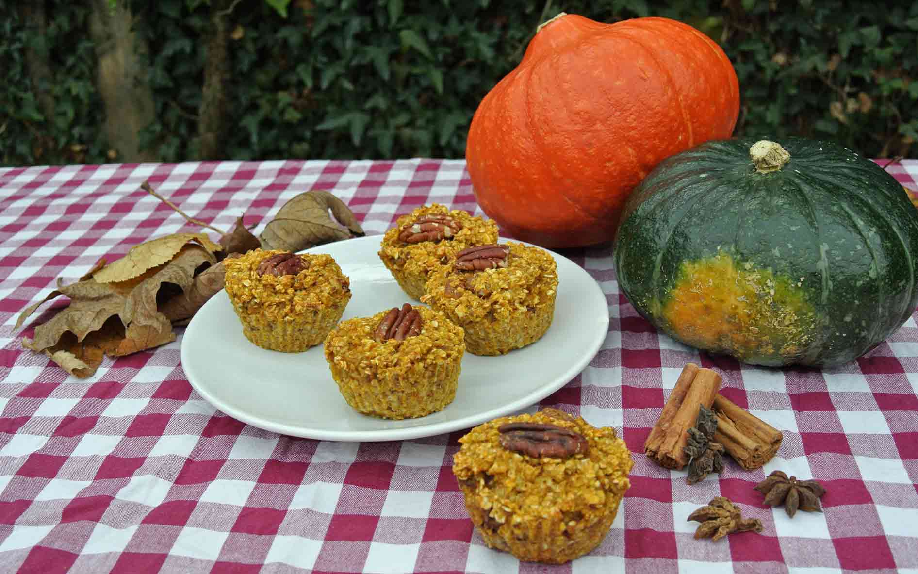 Herfstige ontbijtmuffins met pompoen en pumpkin spice
