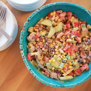 Mexicaanse salade met zwarte en kidneybonen