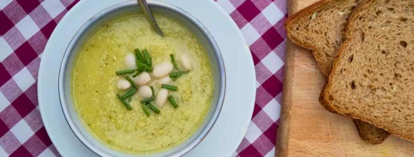 Mosterdsoep met bloemkool De lekkerste, plantaardige soep recepten