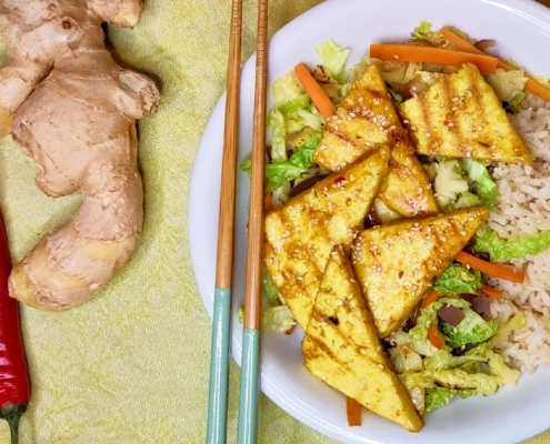 Roerbak met groene kool en tofu