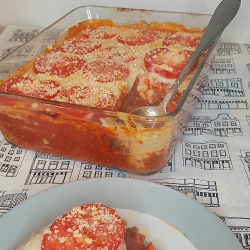 Vegetarische lasagne van koolrabi met linzen