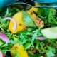 linzensalade met nectarine en walnoten header