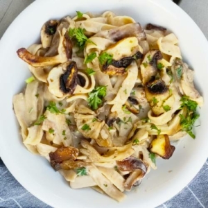 snelle tagliatelle met paddenstoelen recept